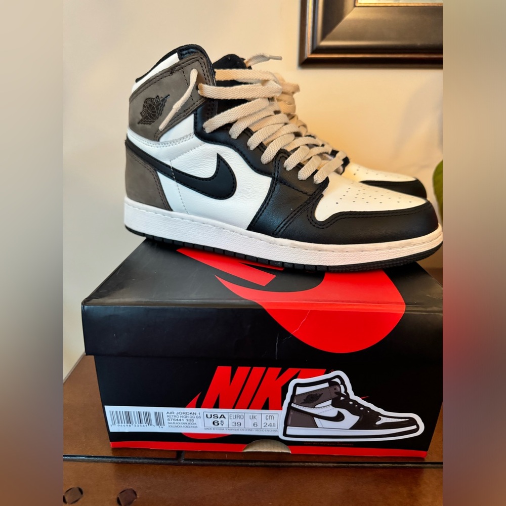Air Jordan 1 Retro High OG GS 'Dark Mocha'